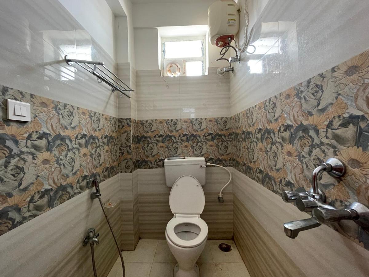 Hotel Deo Puri Dış mekan fotoğraf
